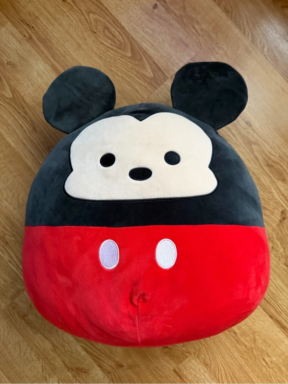 Squishmallow Mickey Mouse 18in